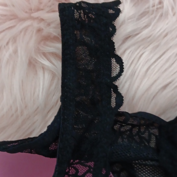 PRE-LOVED PINK Victoria's Secret Lace Bralette-S - Picture 8 of 8